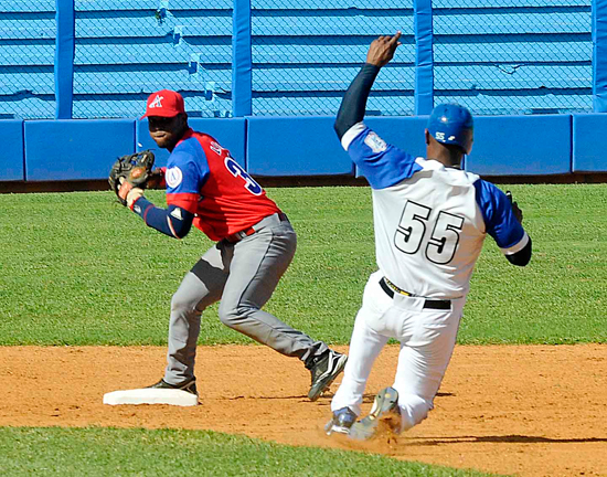 LIV Serie Nacional