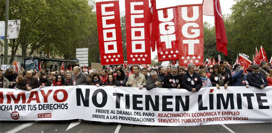 La UGT y CC.OO. se manifiestan frecuentemente por sus demandas. 