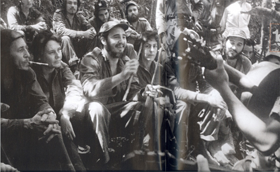 Fidel en la Sierra Maestra junto a Celia Sánchez y Haydée Santamaría