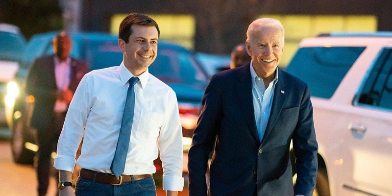 Joe Biden y Pete Buttigieg