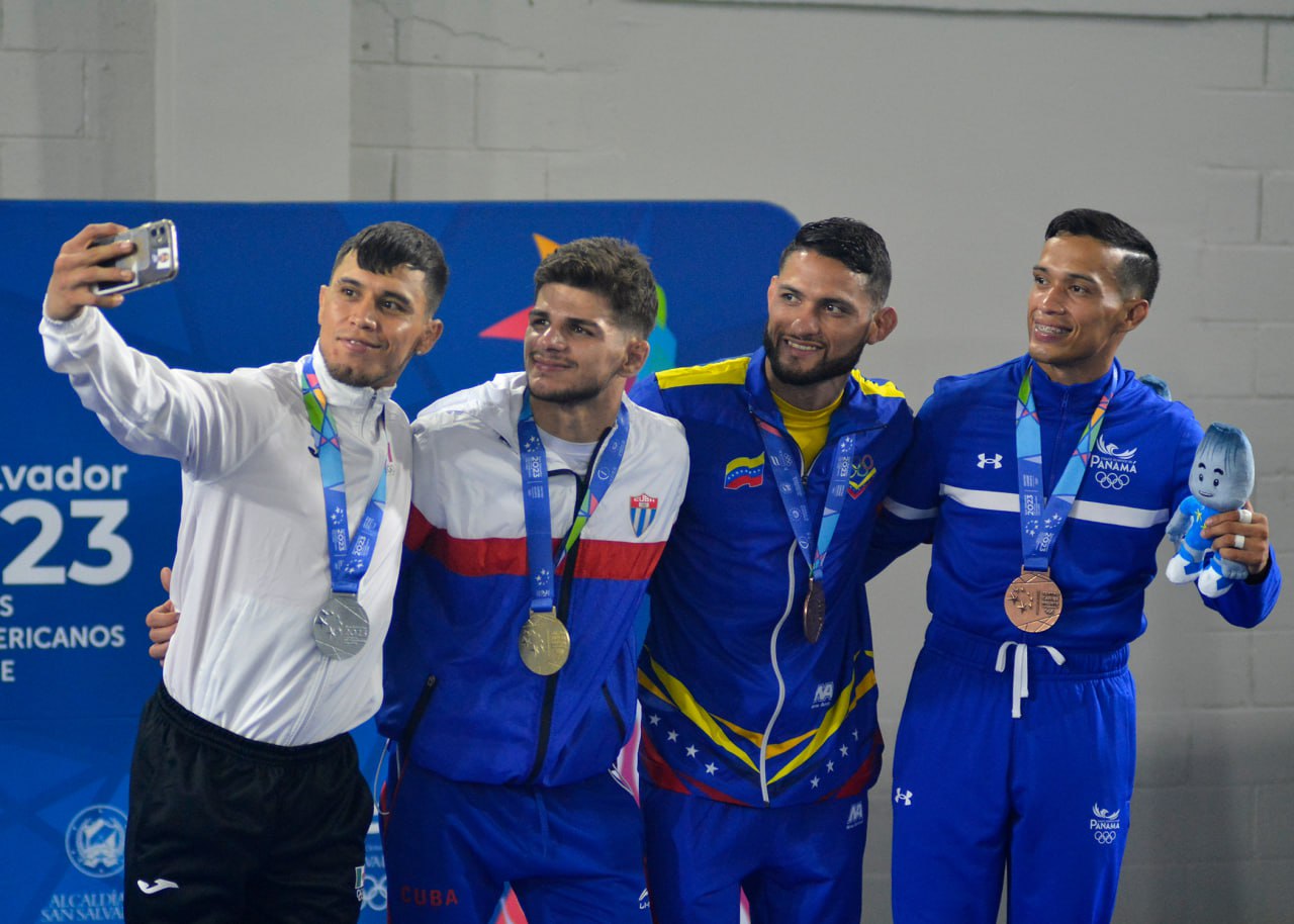 El equipo cubano de lucha grecorromana conquistó seis preseas doradas. 