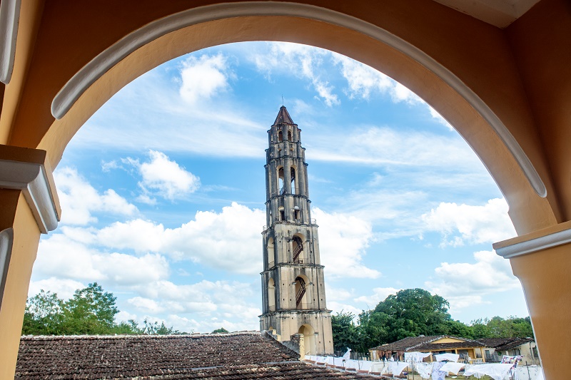 Trinidad se embellece por su cumpleaños