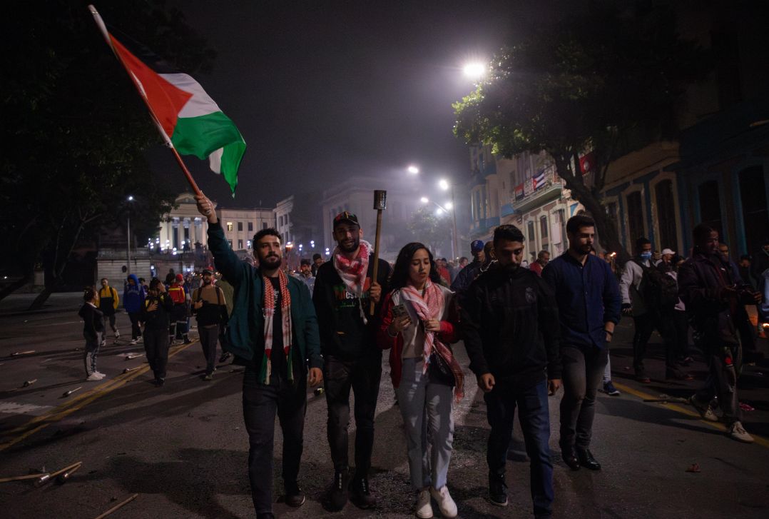 Marcha de las Antorchas, homenajeando al Apóstol