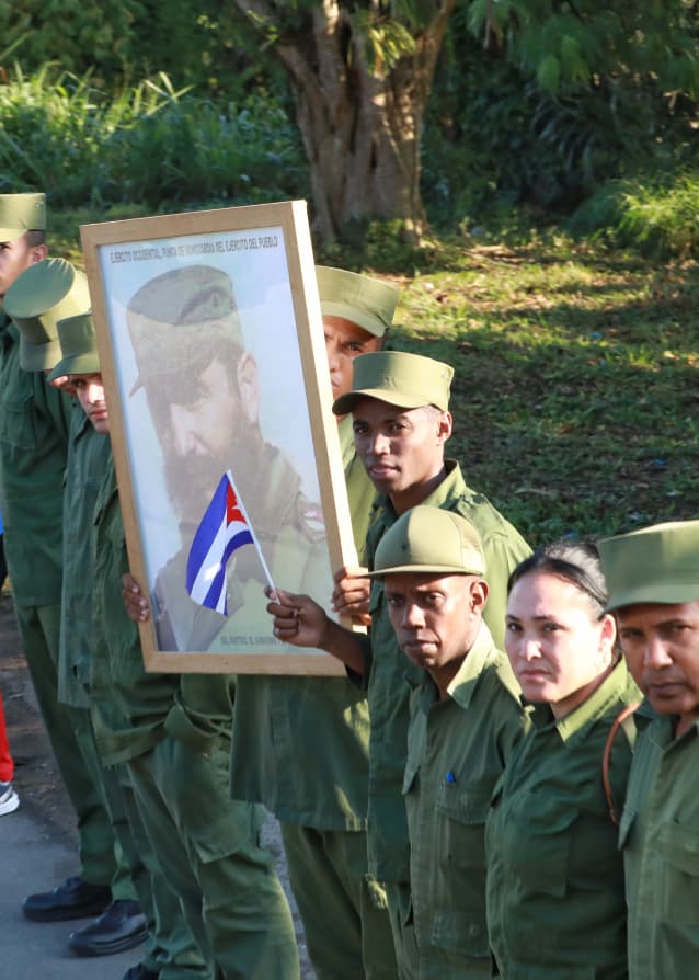 Homenaje a los combatientes cubanos