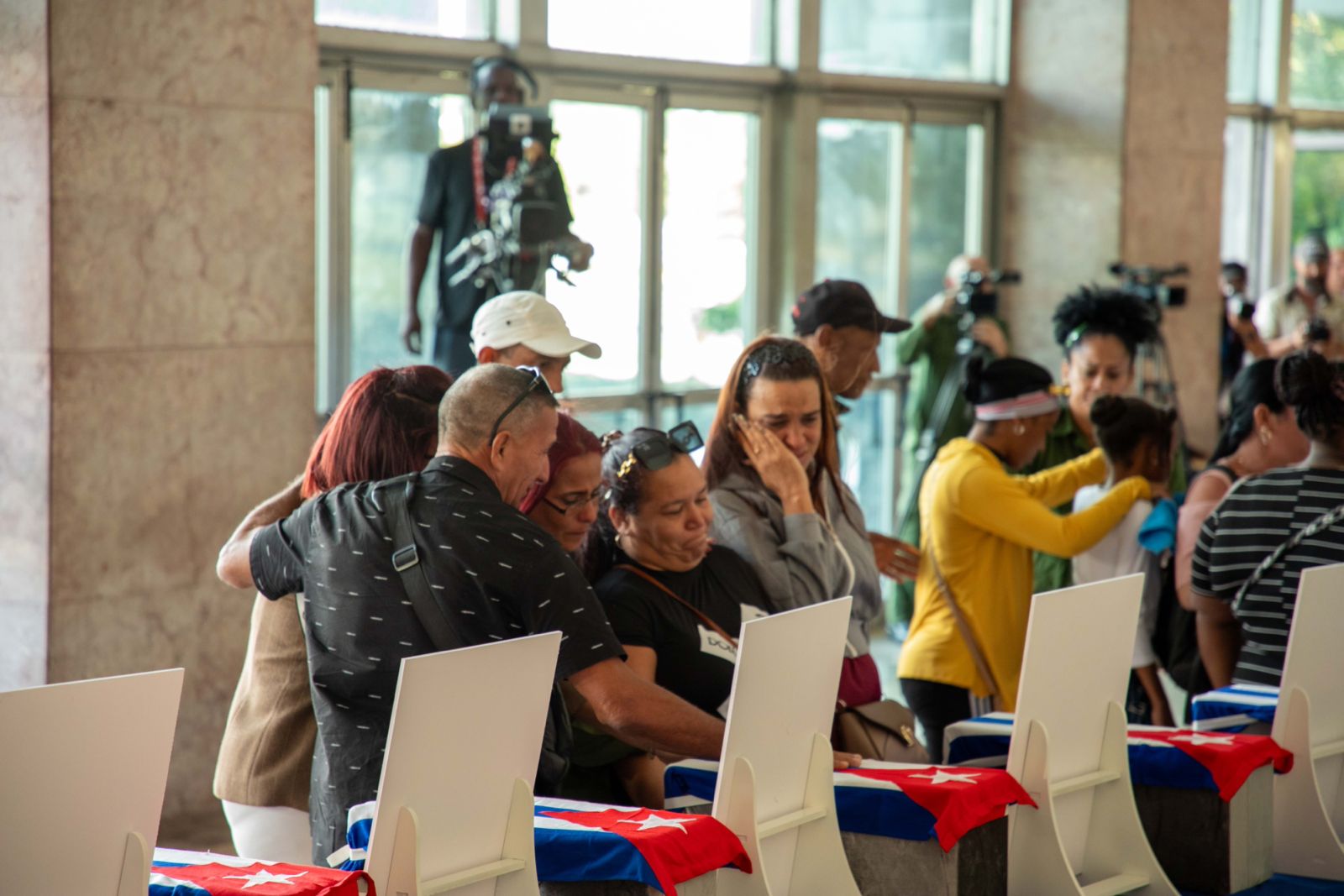 Homenaje a los combatientes cubanos caídos en Venezuela