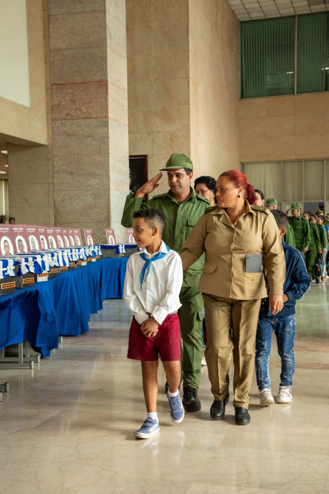 Homenaje a los combatientes cubanos caídos en Venezuela