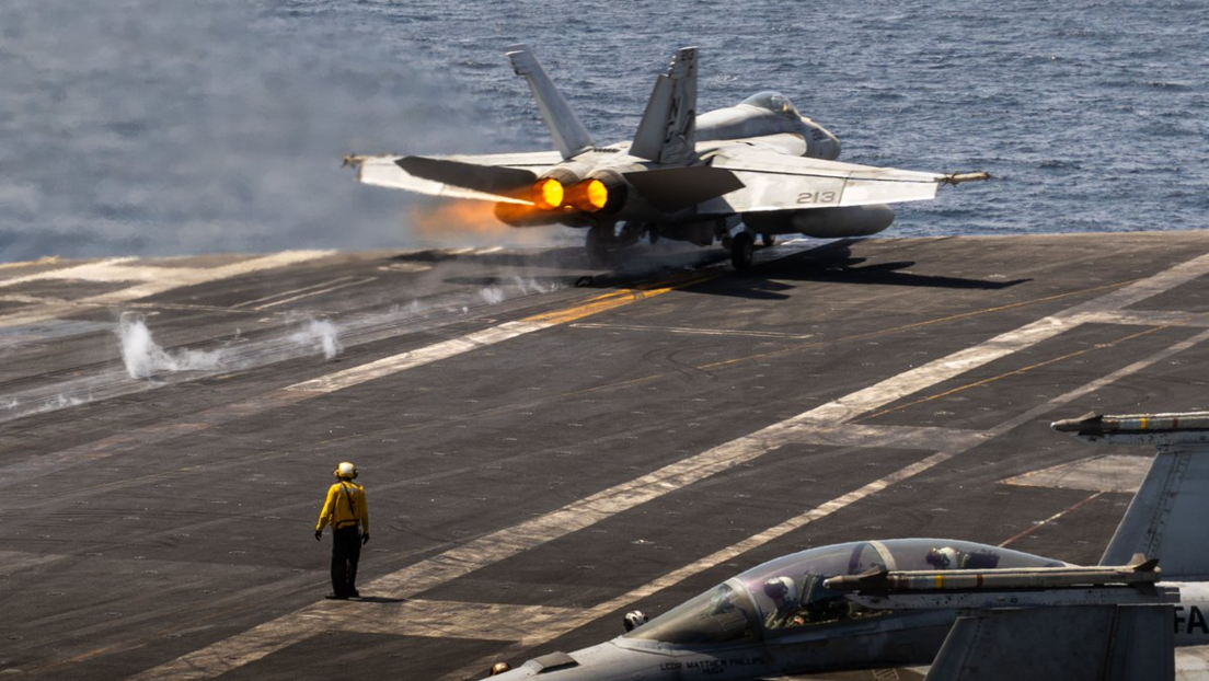 Avión de Estados Unidos