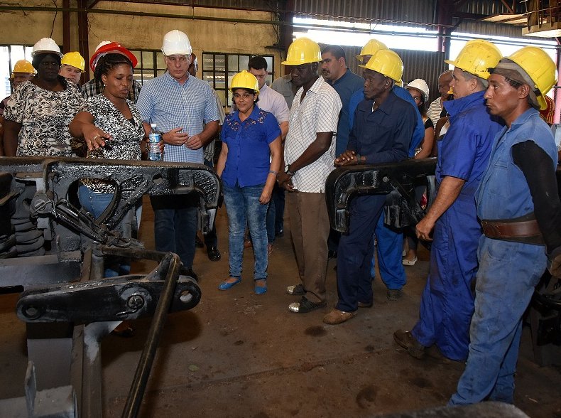 Díaz-Canel de recorrido por Matanzas