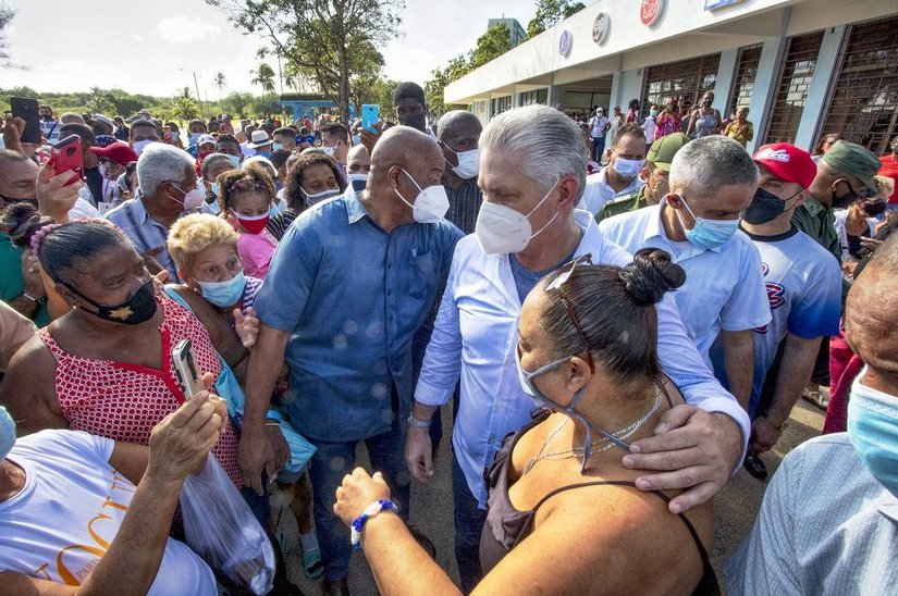 Visita del Presidente cubano a Habana del Este