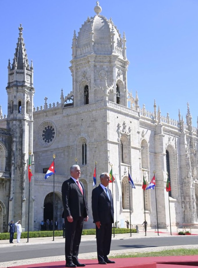 Díaz-Canel Bermúdez recibido por su homólogo de Portugal