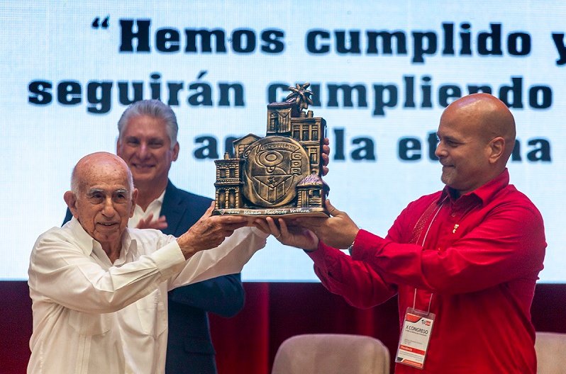 La entrega del Premio del Barrio