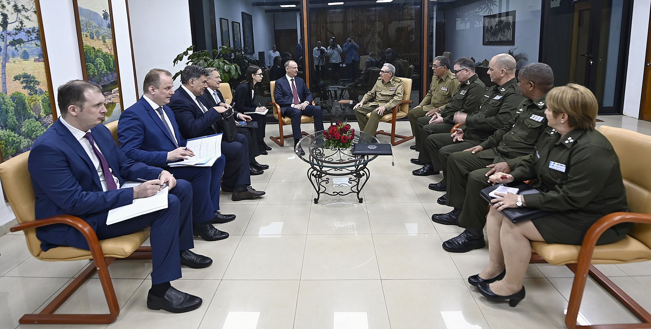 Recibió Raúl al Secretario del Consejo de Seguridad de la Federación de Rusia