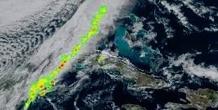 Extensa área de nublados prefrontales con chubascos, lluvias y tormentas eléctricas afectará a occidente de Cuba