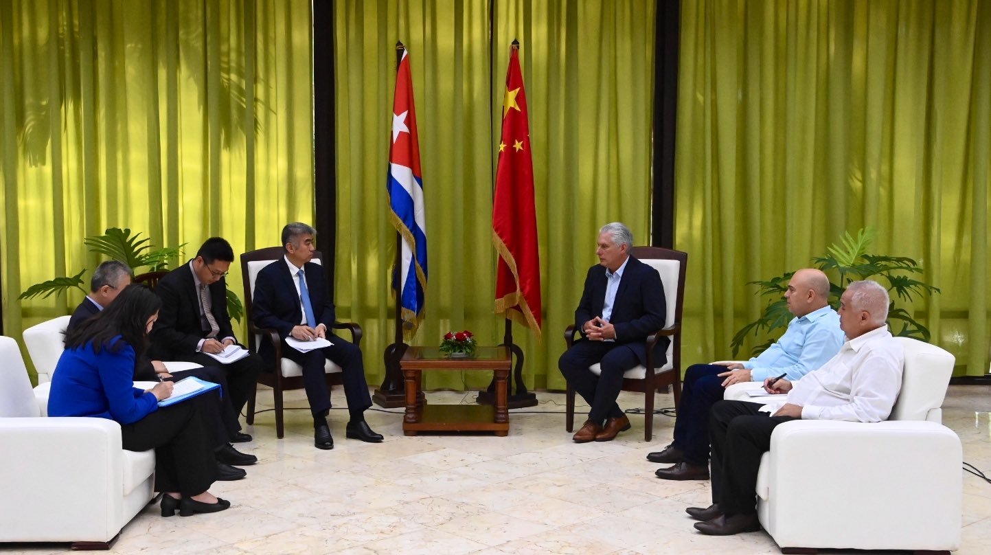 Recibimiento de Miguel Díaz-Canel al vicejefe del Departamento Internacional del Comité Central del Partido Comunista de China, Chen Zhou