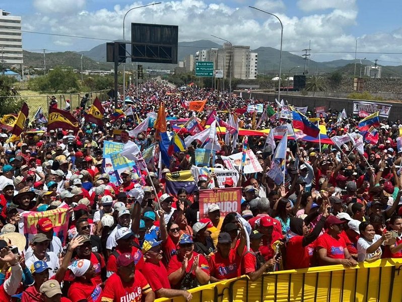 El pueblo venezolano ha estado firme defendiendo la revolución