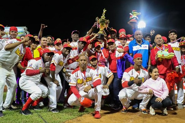 Equipo de Matanzas se llevó la corona de la II Liga Élite del Beisbol Cubano.