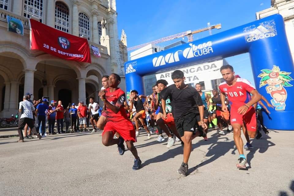 Carrera por la Paz desde el Barrio celebró aniversario de los CDR