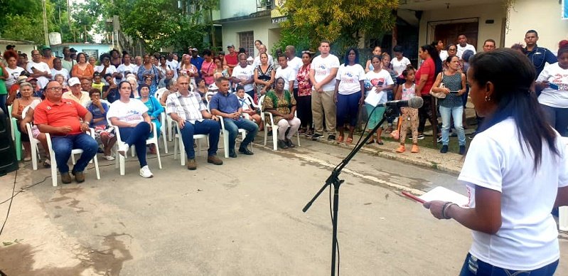 La delegada Yaremis Pérez