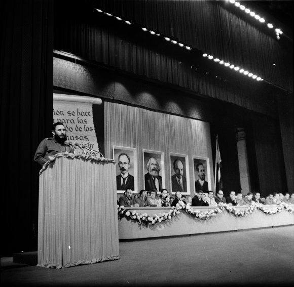 Saluda Díaz-Canel aniversario 59 del Partido Comunista de Cuba