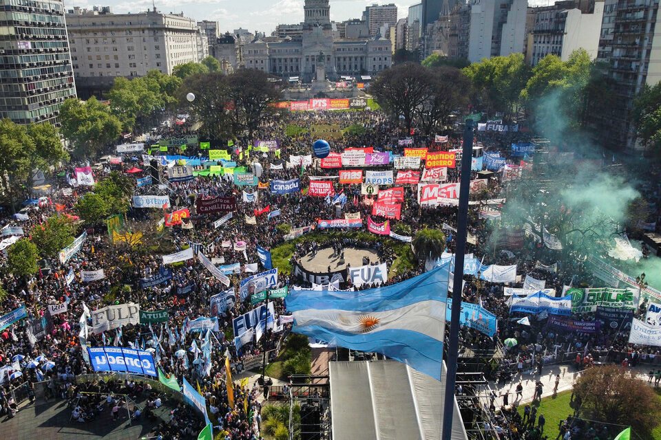 Nueva marcha contra la motosierra de Milei