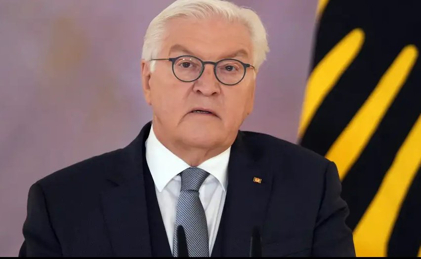 Frank-Walter Steinmeier, durante el anuncio de la disolución del Parlamento