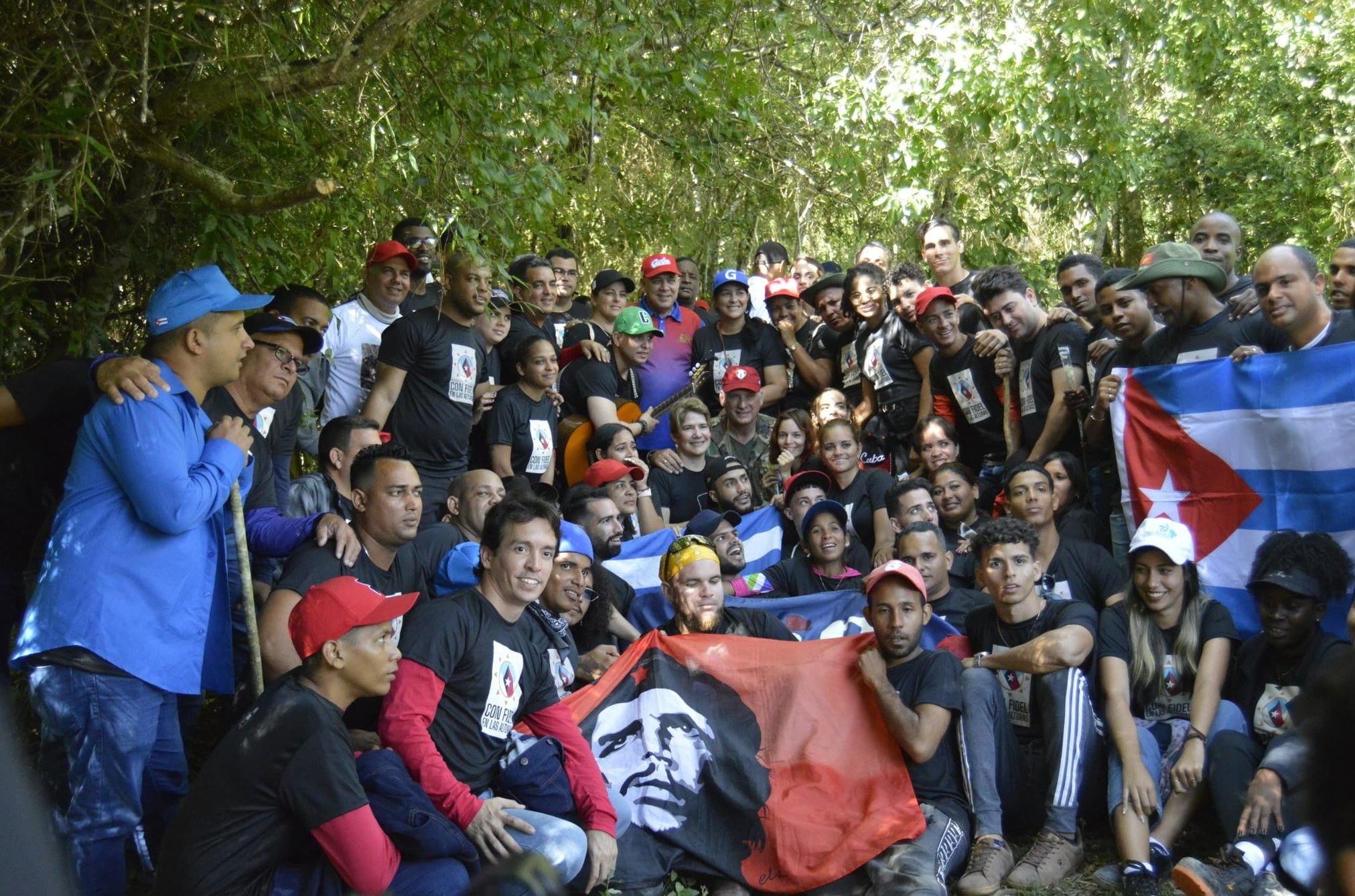 Miguel Díaz-Canel Bermúdez ascendió este lunes junto a 65 jóvenes a la Comandancia General de La Plata