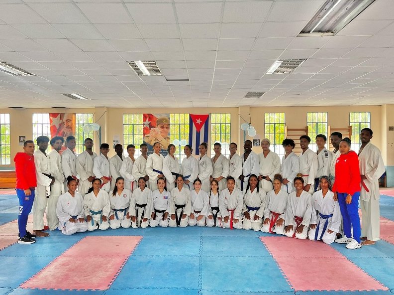 El equipo nacional de karate do de Cuba se prepara con vistas al Campeonato Centroamericano y del Caribe de la disciplina en el mes de marzo