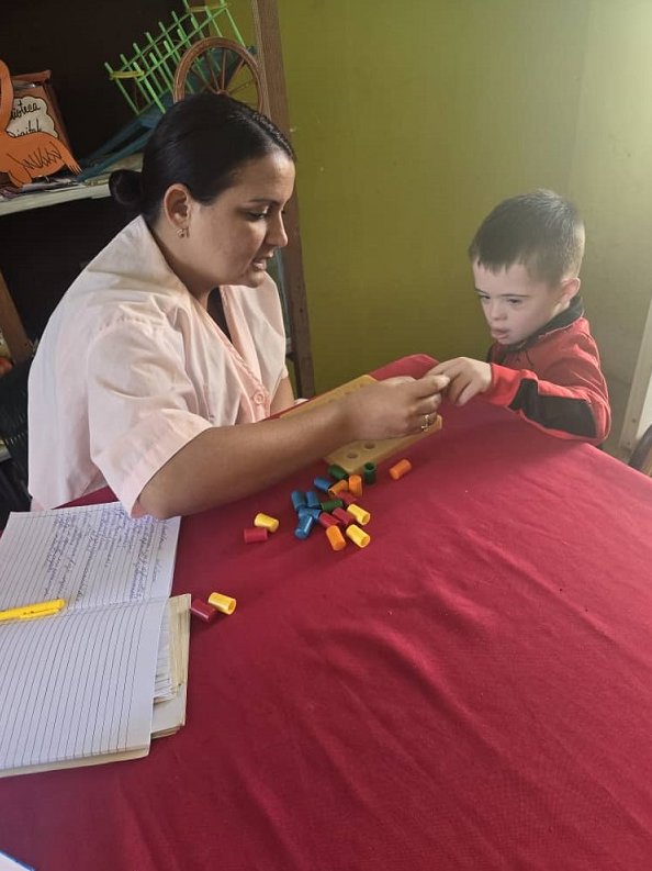 Sherly asegura que de los niños se aprende mucho todos los días