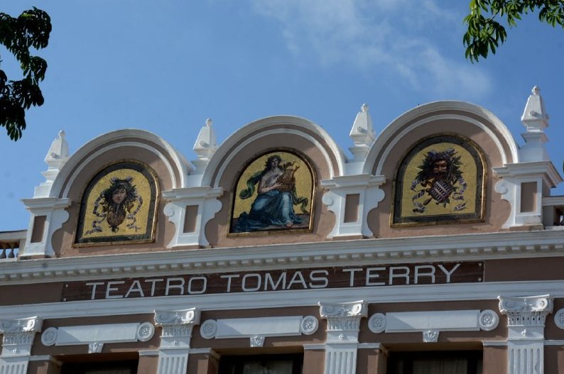 Teatro Terry, una institución insigne de la cultura cienfueguera y nacional