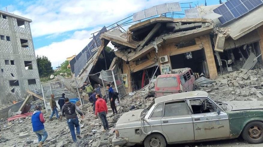 Bombas lanzadas por Israel destruyen una vivienda civil en el sur de Líbano este 22 de marzo