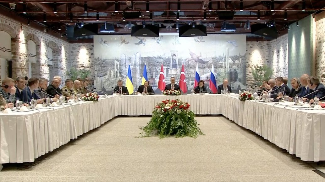 Primera ronda de negociaciones de Rusia y Ucrania en Estambul