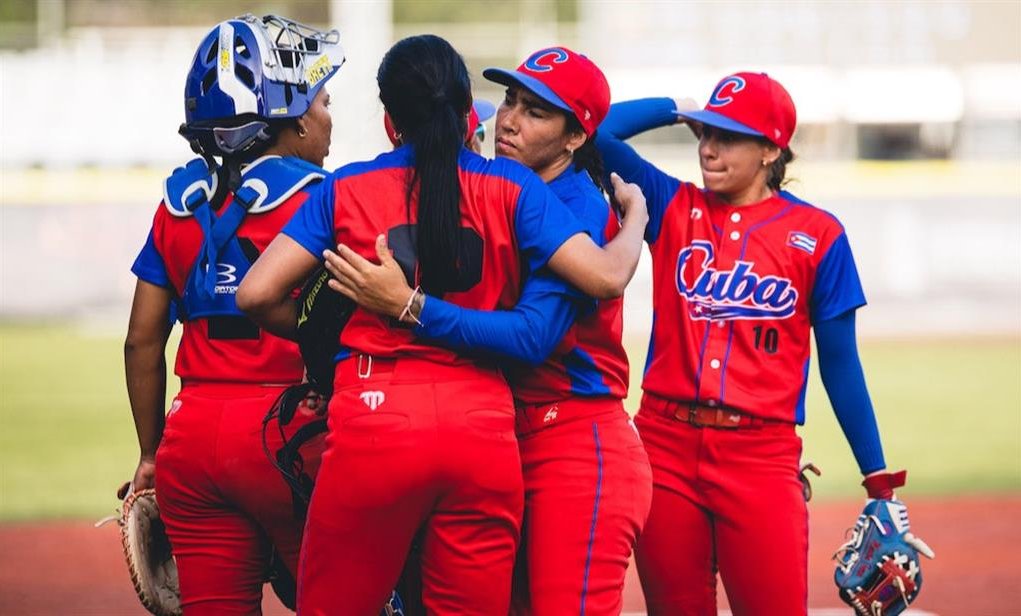 Equipo cubano femenino de softbol