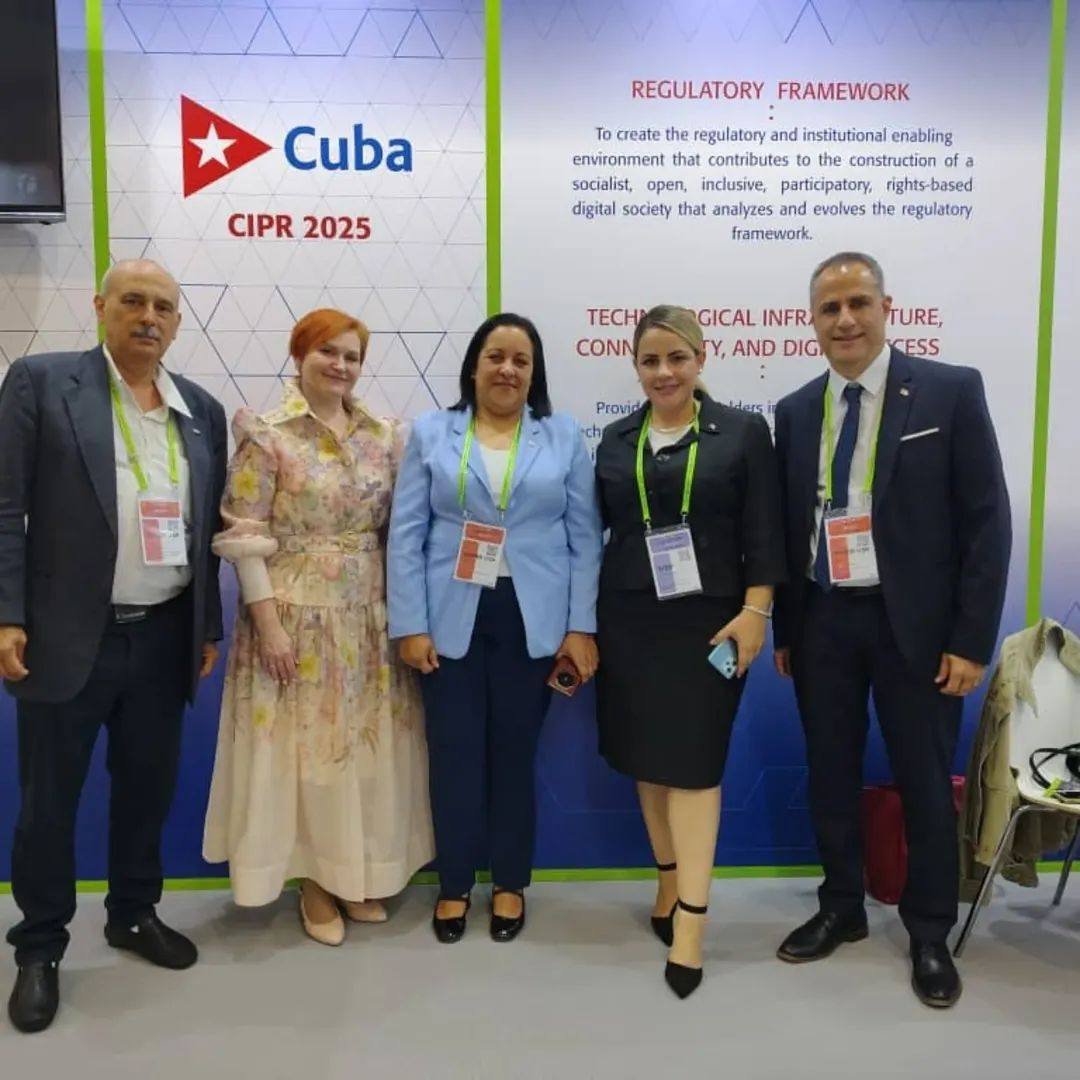 Mayra Arevich Marín, Ministra de Comunicaciones de la República de Cuba