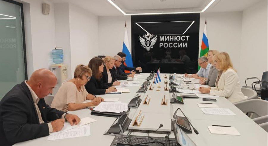 Delegación del Ministerio de Justicia de Cuba en Rusia