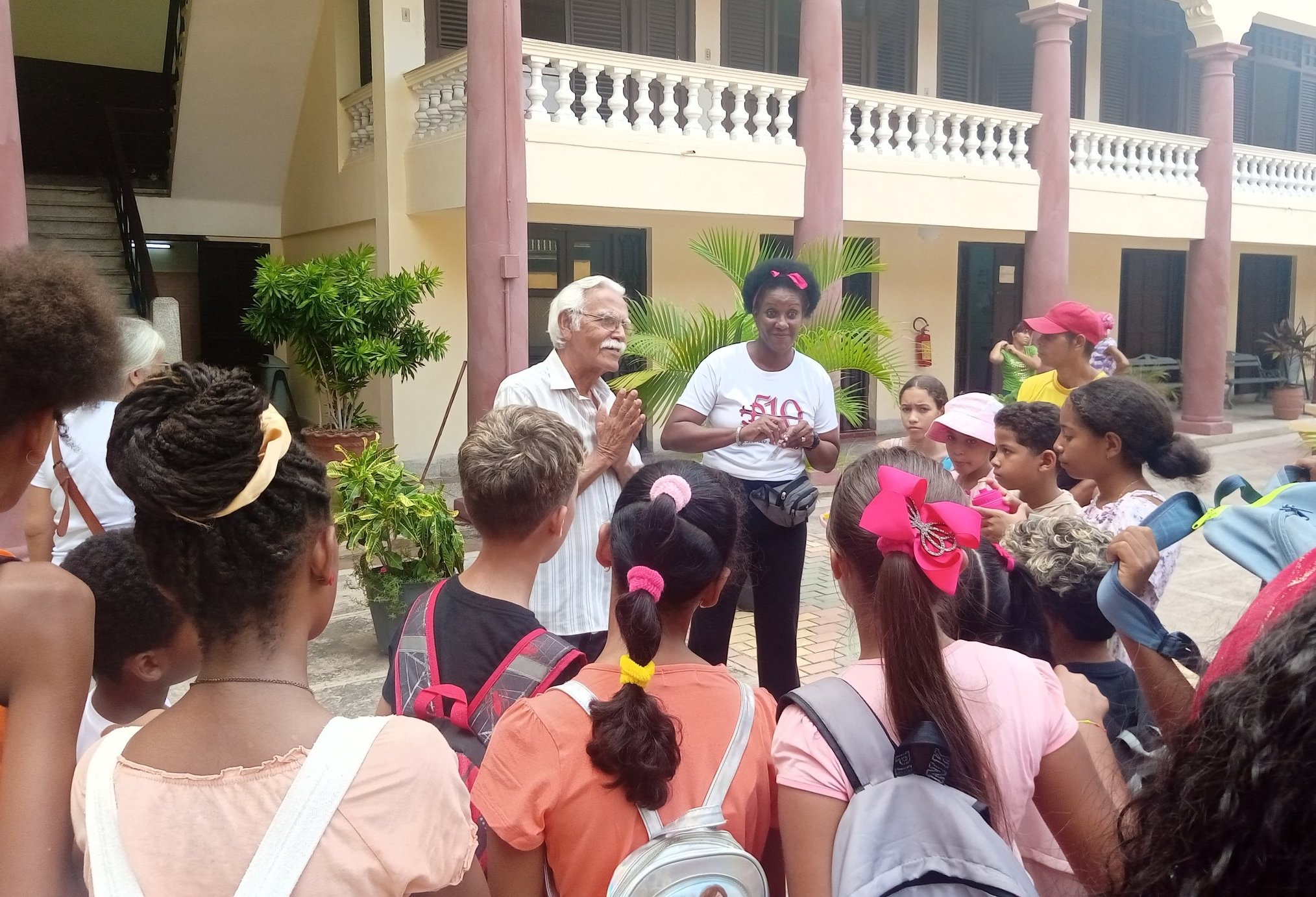 Niños y adolescentes vinculados al Proyecto Encontrarte, han descubierto los valores de Santiago al calor del nuevo cumpleaños