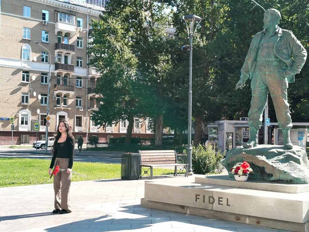 Evocan en Rusia legado de Fidel Castro