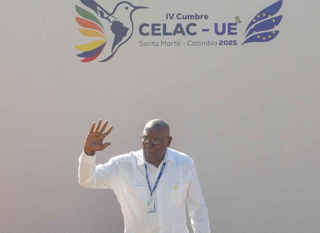 Valdés Mesa asiste a Cumbre Celac-UE