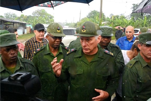 Visita de Miguel Díaz-Canel a Holguín