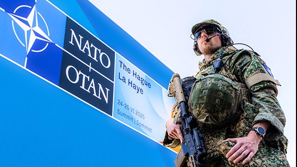 El portavoz del Kremlin, Dmitri Peskov, ha señalado este lunes que Rusia está interesada en el éxito del diálogo sobre el conflicto ucraniano