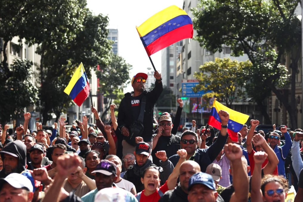 En múltiples puntos de la geografía venezolana se movilizó este sábado el pueblo para denunciar el cobarde ataque