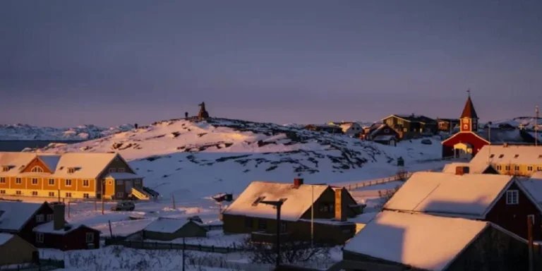 Apagón masivo sorprende a Nuuk, la capital de Groenlandia