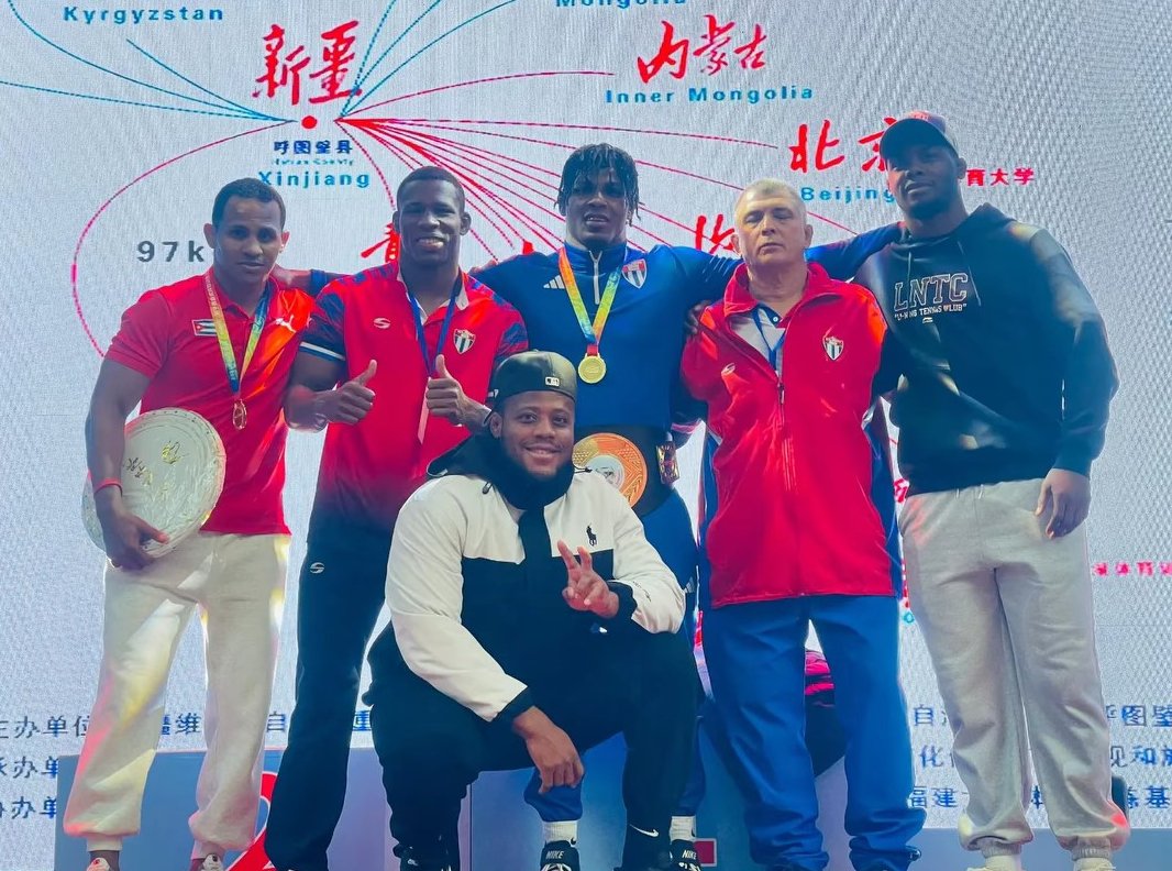 Cuatro libristas cubanos continúan su preparación en China