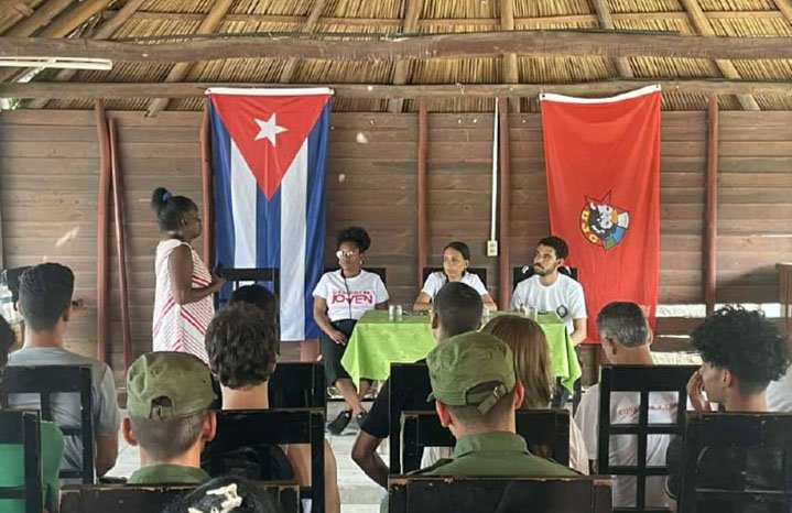 Expedición juvenil Tumba el Bloqueo promueve intercambios en Camagüey.