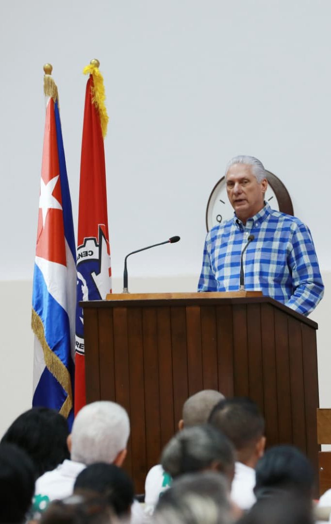 : El proyecto de transformaciones económicas y sociales en marcha se propone, en esencia, desatar las fuerzas productivas de la nación, apuntó el Presidente cubano.