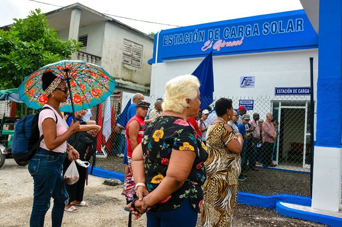 Estación de carga en Holguín