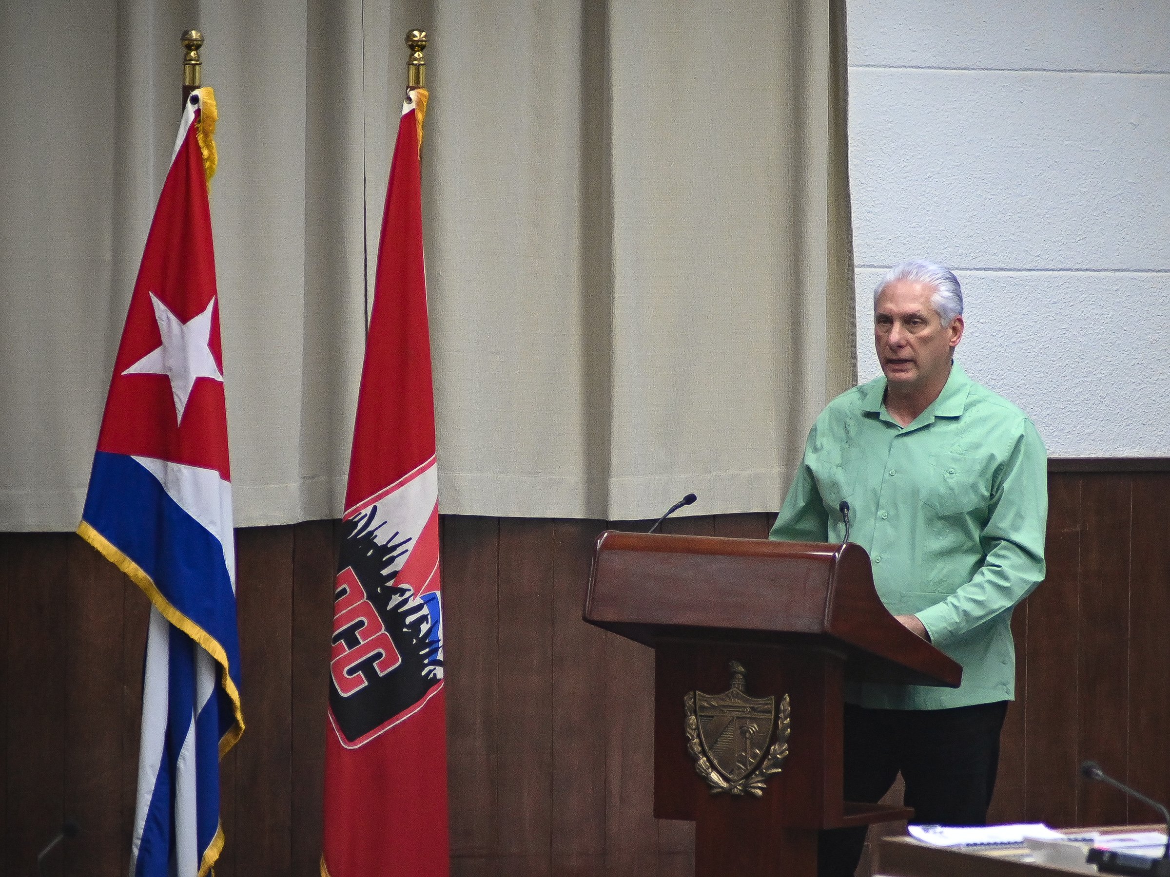 El Primer Secretario del Comité Central del Partido Comunista de Cuba y Presidente de la República, Miguel Díaz-Canel Bermúdez, en su intervención en el Pleno Extraordinario del Comité Central del PCC.