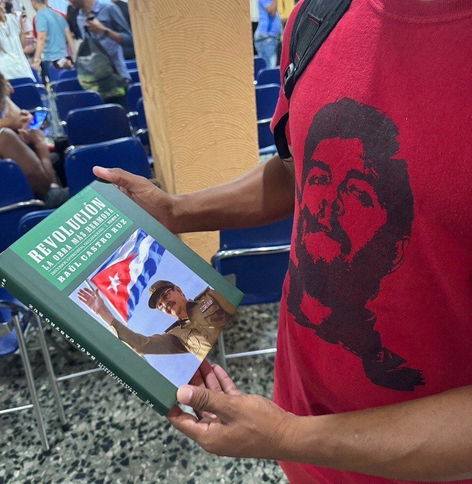 El libro Revolución, la obra más hermosa es una recopilación de discursos, entrevistas y declaraciones del Líder de la Revolución Cubana, publicada por la Editorial Celia.