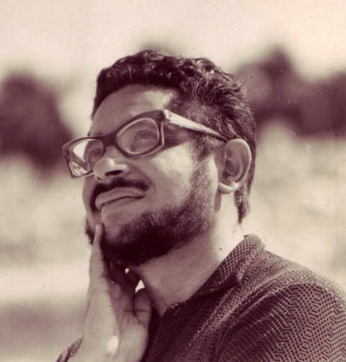 José Massip al regreso de una de sus misiones en África como reportero de guerra.