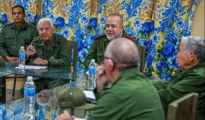 Visitó  Primer Ministro zona de defensa San Agustín