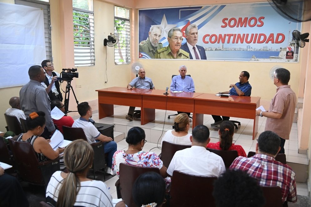 Visita Presidente cubano municipios de La Habana